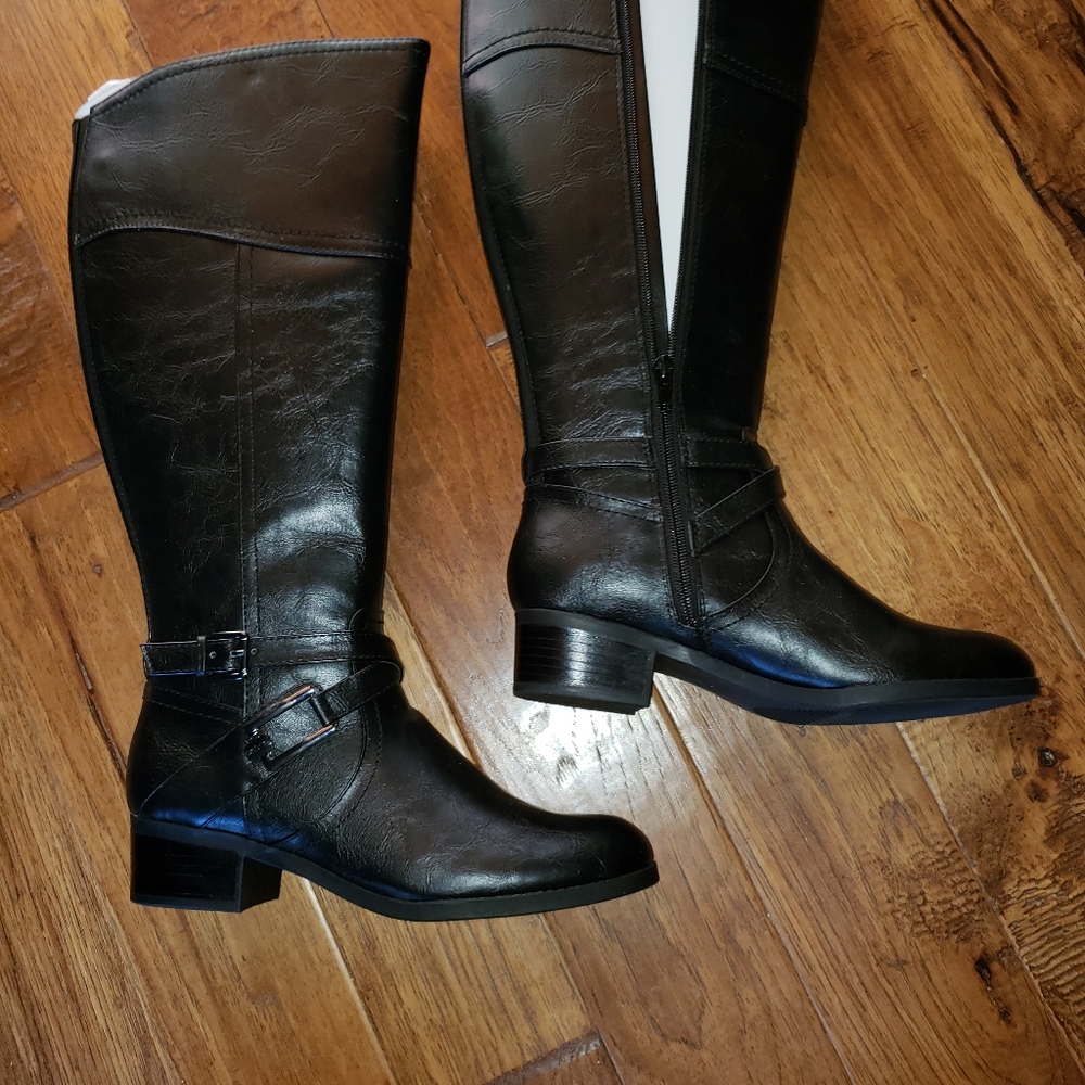 Unisa Boots "New"